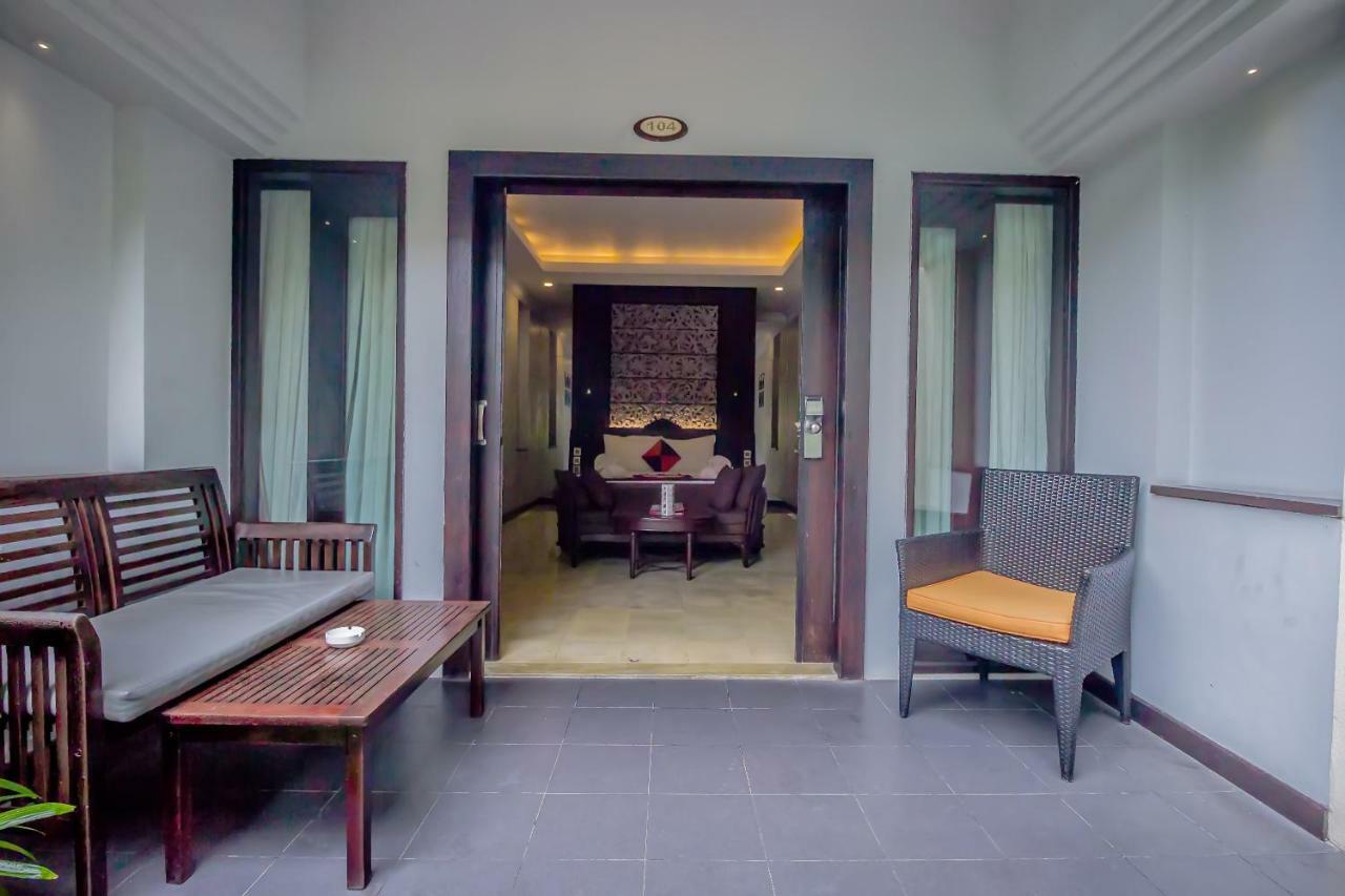 होटल The Lokha & Legian (Bali)